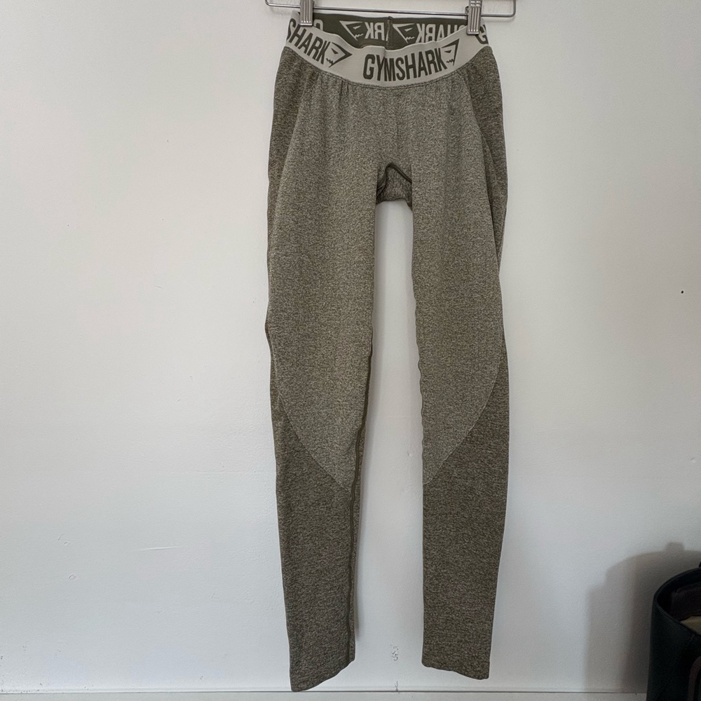 Gymshark Leggings Size S Green Athletic Apparel